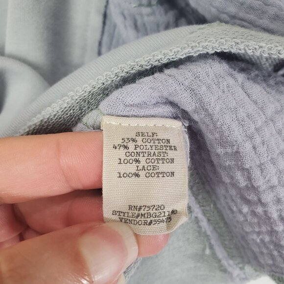 GIMMICK BKE Womens Blouse Medium Pieced Lace Pigeon Gray/Blue Green Cottage Slub - Picture 9 of 13